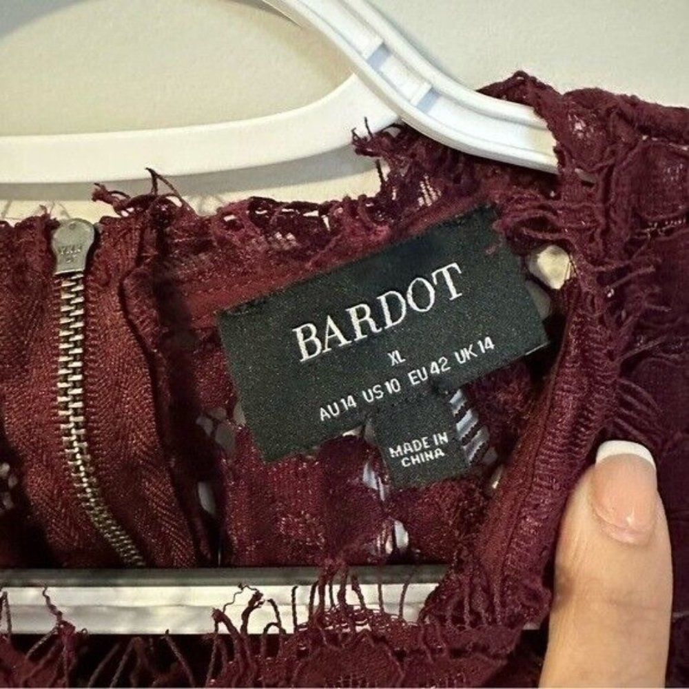 Bardot  Womens Burgundy Lace Zippered Mock Neck Floral Cocktail Sheath Dress 10 - Picture 8 of 12
